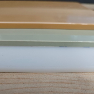Solid Polypropylene Sheets for Secure and Reliable Transportation of Bottles and Cans on Pallets